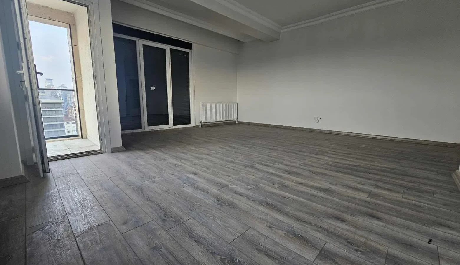 Sağlam'dan Feneryolu'nda 125 M2 3+1 Sıfır Geniş Satılık Daire!!!