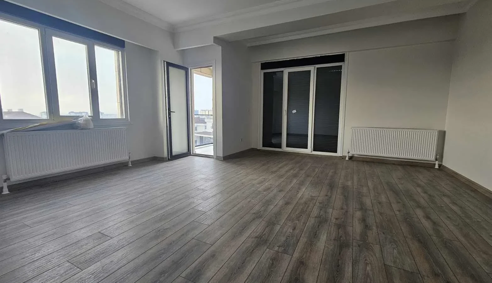 Sağlam'dan Feneryolu'nda 125 M2 3+1 Sıfır Geniş Satılık Daire!!!