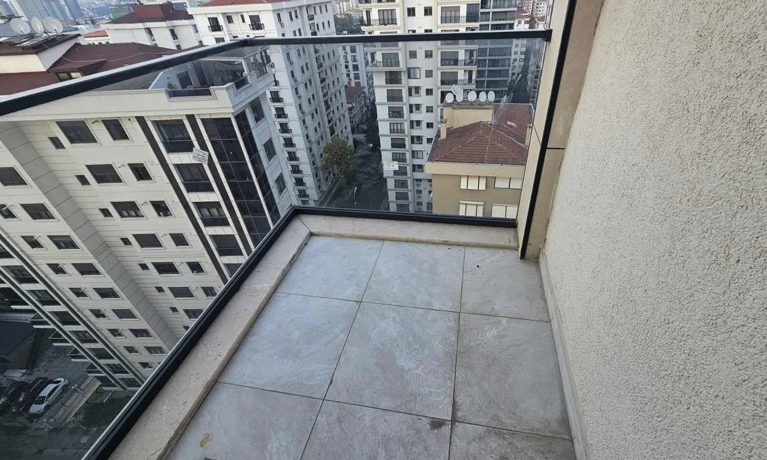 Sağlam'dan Feneryolu'nda 125 M2 3+1 Sıfır Geniş Satılık Daire!!!