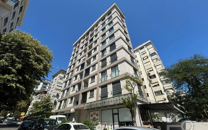 Laci̇vert Cadde Bostancı Sahi̇l Ebeveynli̇ Balkonlu 2018 Yapımı 110m²