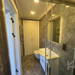 Laci̇vert Cadde Bostancı Sahi̇l Ebeveynli̇ Balkonlu 2018 Yapımı 110m²