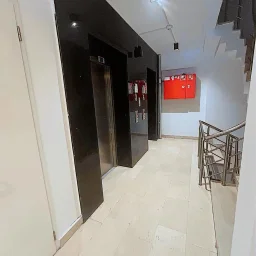 Sağlam'dan Göztepede Hastane Yakını 2+1 Kullanışlı Satılık Daire