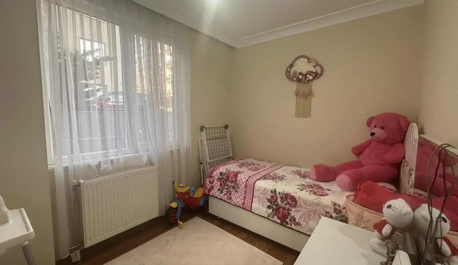 Sağlam'dan Göztepede Hastane Yakını 2+1 Kullanışlı Satılık Daire