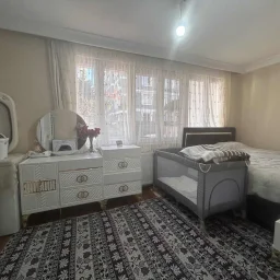 Sağlam'dan Göztepede Hastane Yakını 2+1 Kullanışlı Satılık Daire