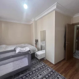 Sağlam'dan Göztepede Hastane Yakını 2+1 Kullanışlı Satılık Daire
