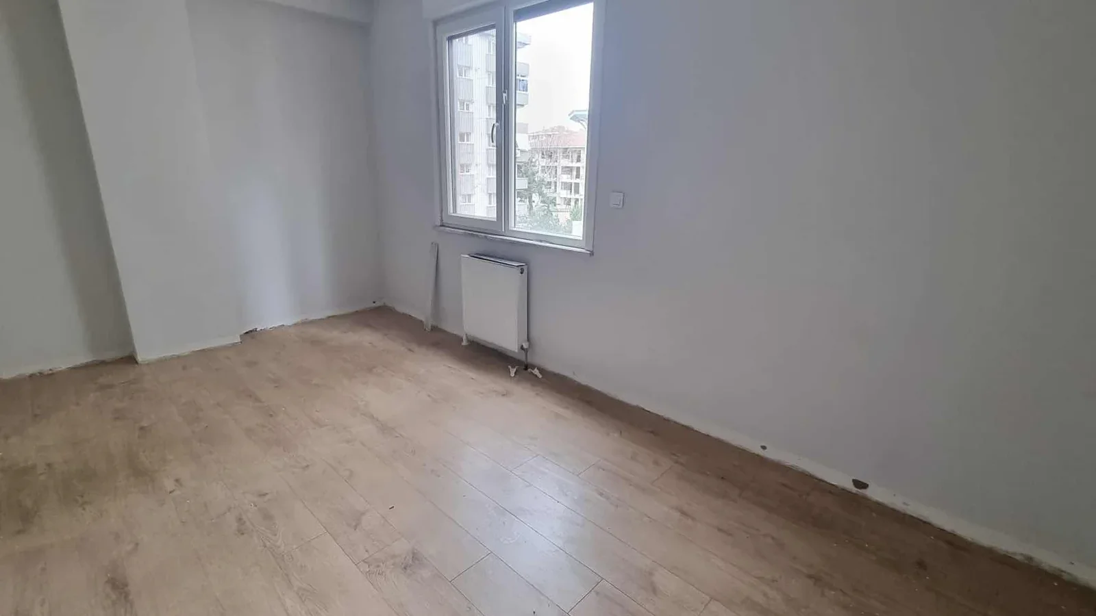 Sağlam'dan Erenköy Bahariyeli Sk Geniş 125m2 Net Satılık Daire