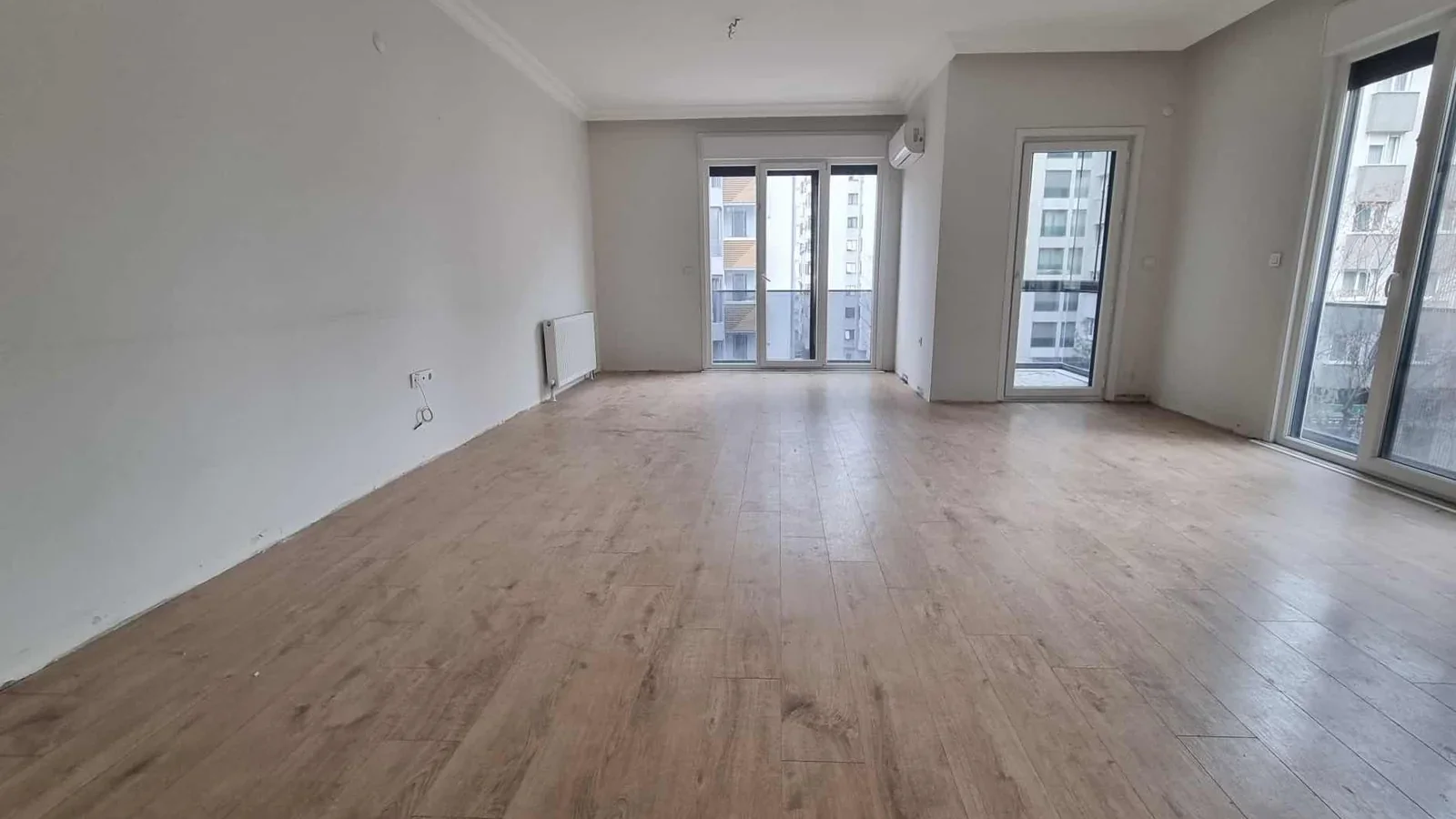 Sağlam'dan Erenköy Bahariyeli Sk Geniş 125m2 Net Satılık Daire