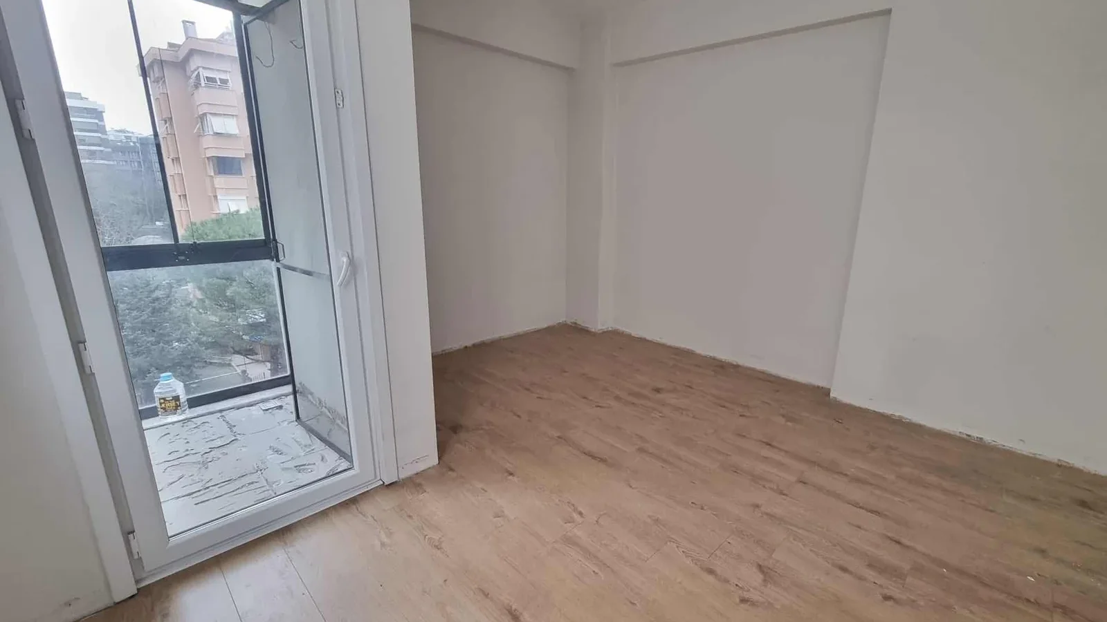Sağlam'dan Erenköy Bahariyeli Sk Geniş 125m2 Net Satılık Daire