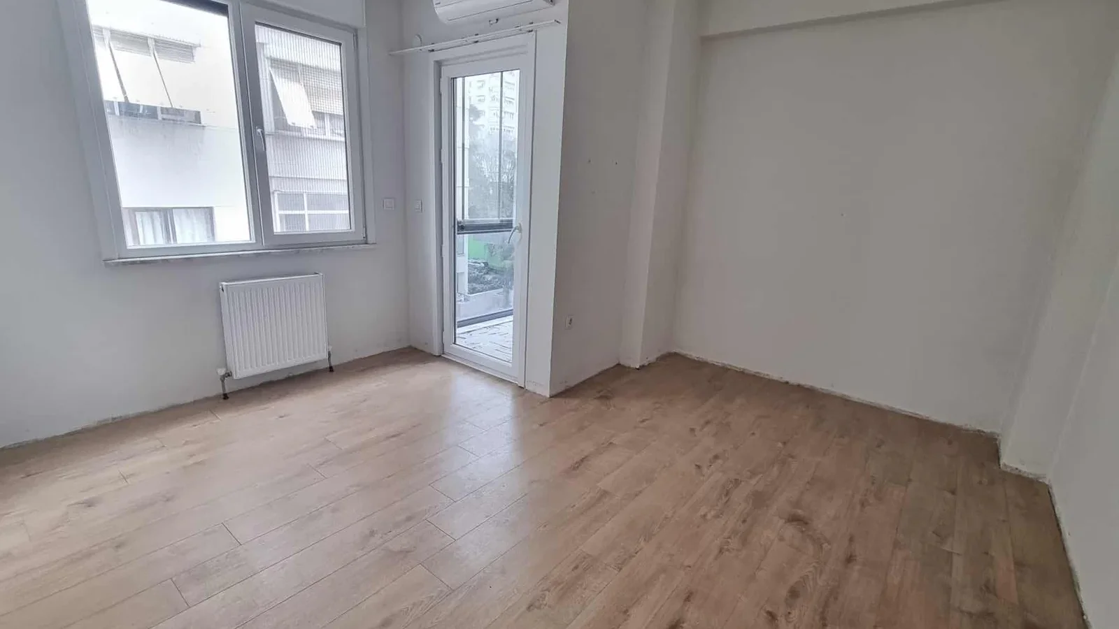 Sağlam'dan Erenköy Bahariyeli Sk Geniş 125m2 Net Satılık Daire
