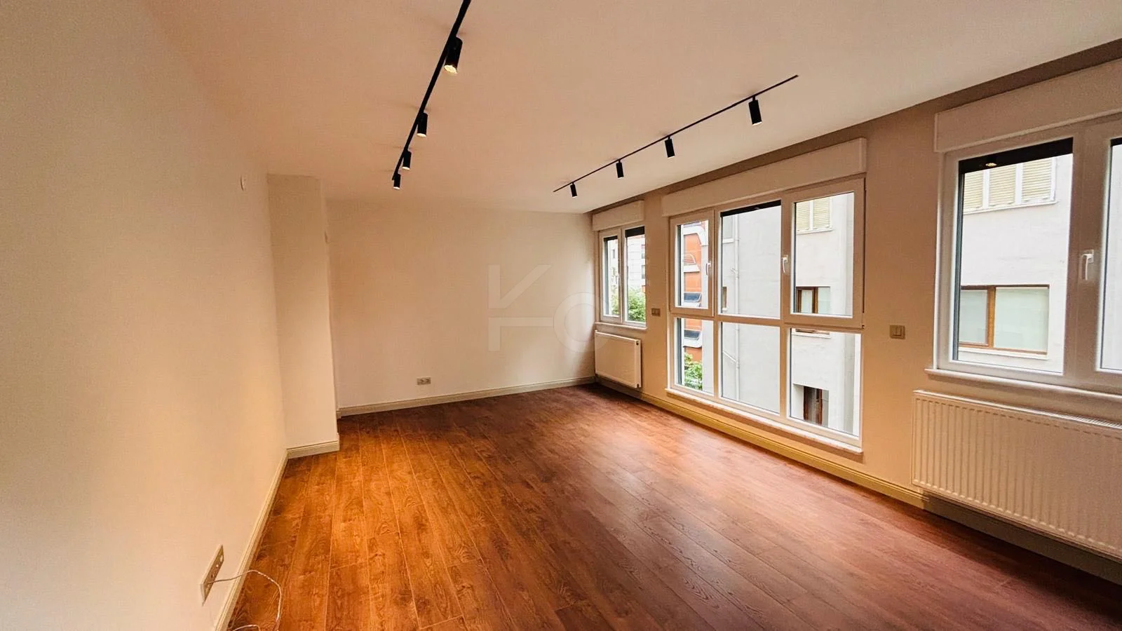 Academy Suadiye Bağdat Caddesi Yakını Yeni 3+1 90 M2 Net