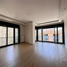 Lacivert Cadde Erenköy'de Butik Binada Kombili Ebeveyn Ban.85 M² 3+1