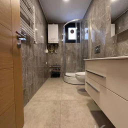 Lacivert Cadde Erenköy'de Butik Binada Kombili Ebeveyn Ban.85 M² 3+1