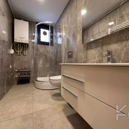 Lacivert Cadde Erenköy'de Butik Binada Kombili Ebeveyn Ban.85 M² 3+1