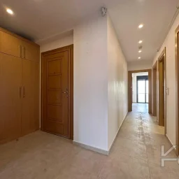 Lacivert Cadde Erenköy'de Butik Binada Kombili Ebeveyn Ban.85 M² 3+1