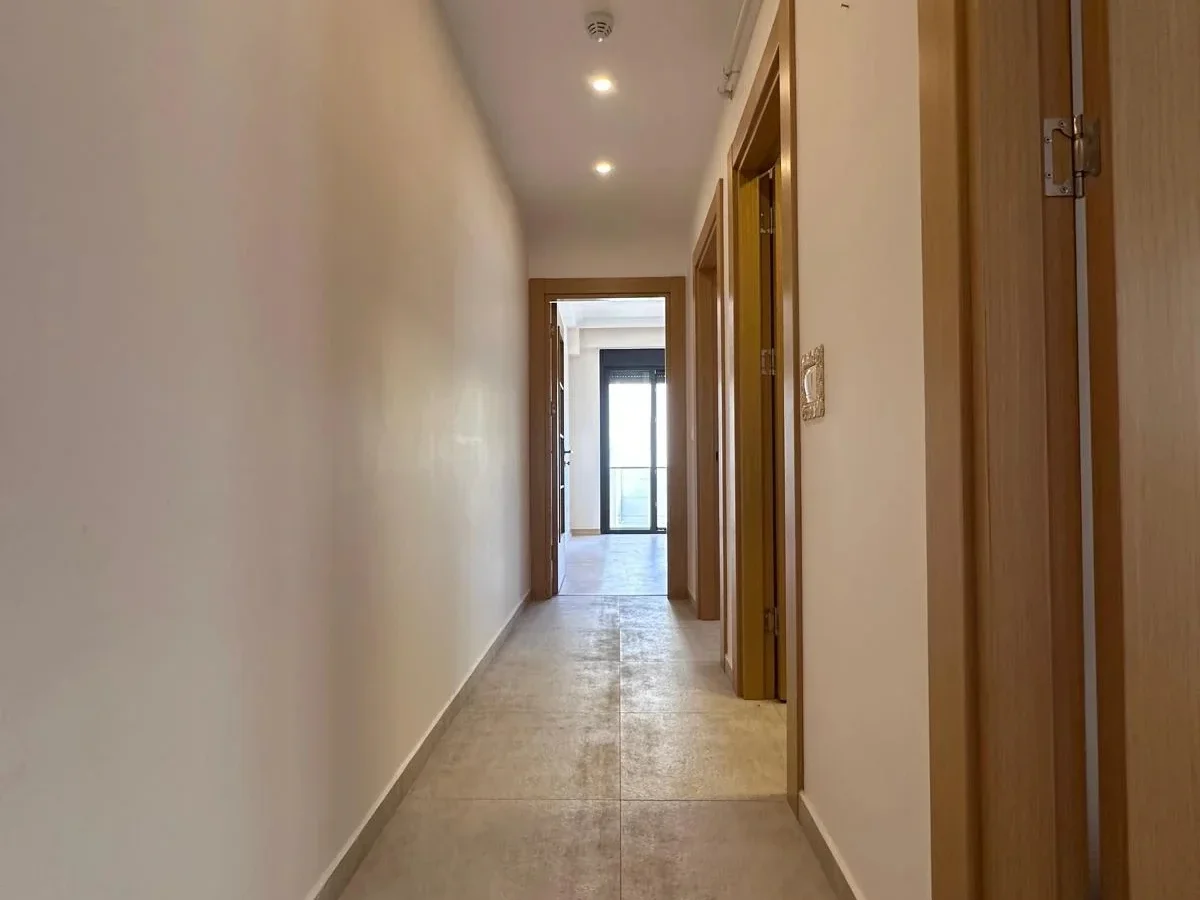 Lacivert Cadde Erenköy'de Butik Binada Kombili Ebeveyn Ban.85 M² 3+1