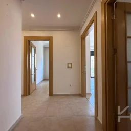 Lacivert Cadde Erenköy'de Butik Binada Kombili Ebeveyn Ban.85 M² 3+1