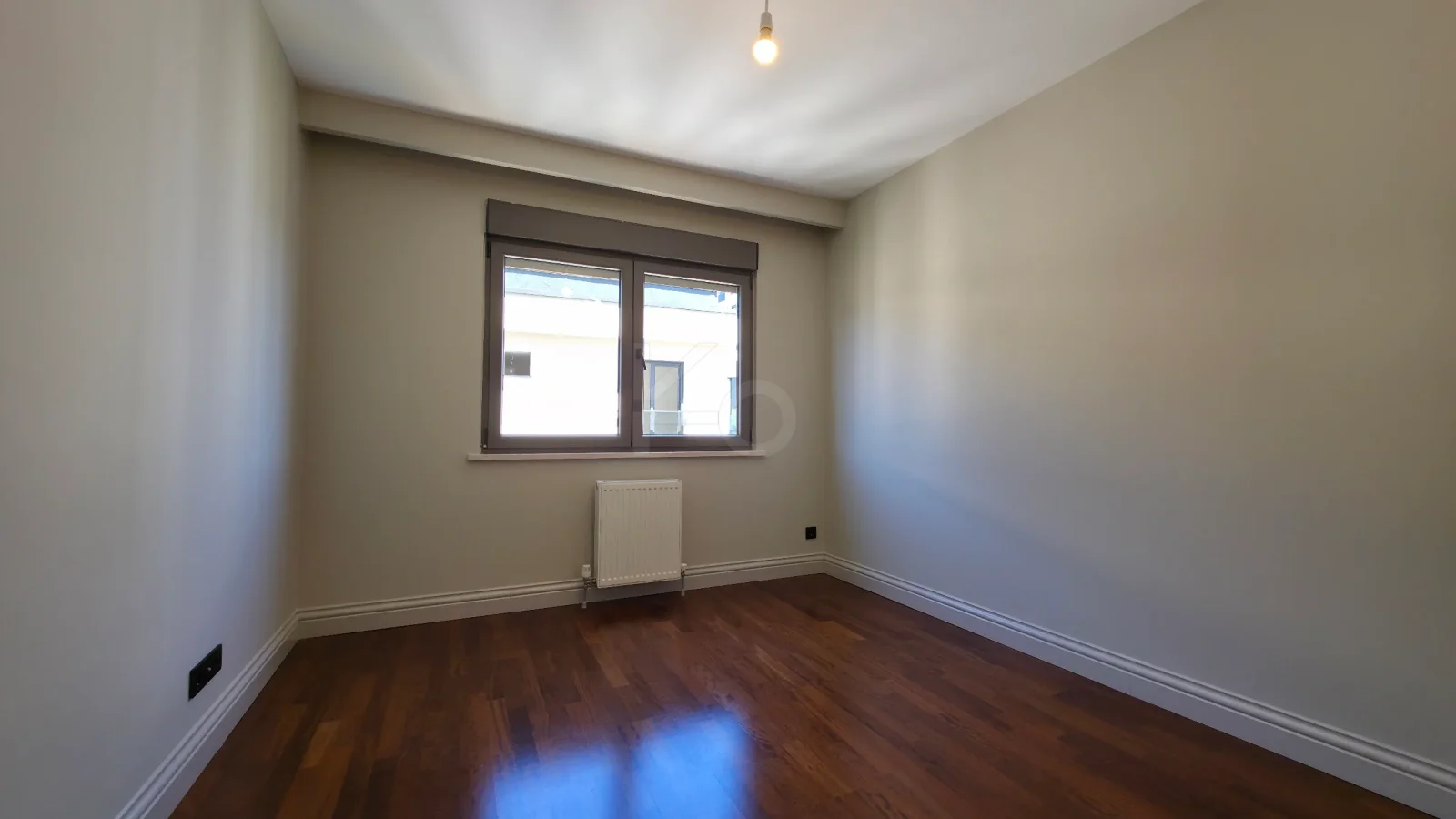 Academy Erenköy Ethemefendi Caddesi Üzeri Sıfır Bina 175m2 Balkonlu 4+1