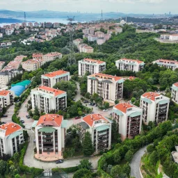Sarıyer Zekeriyaköy'de Prestijli Sitede 4+1 Satılık Daire