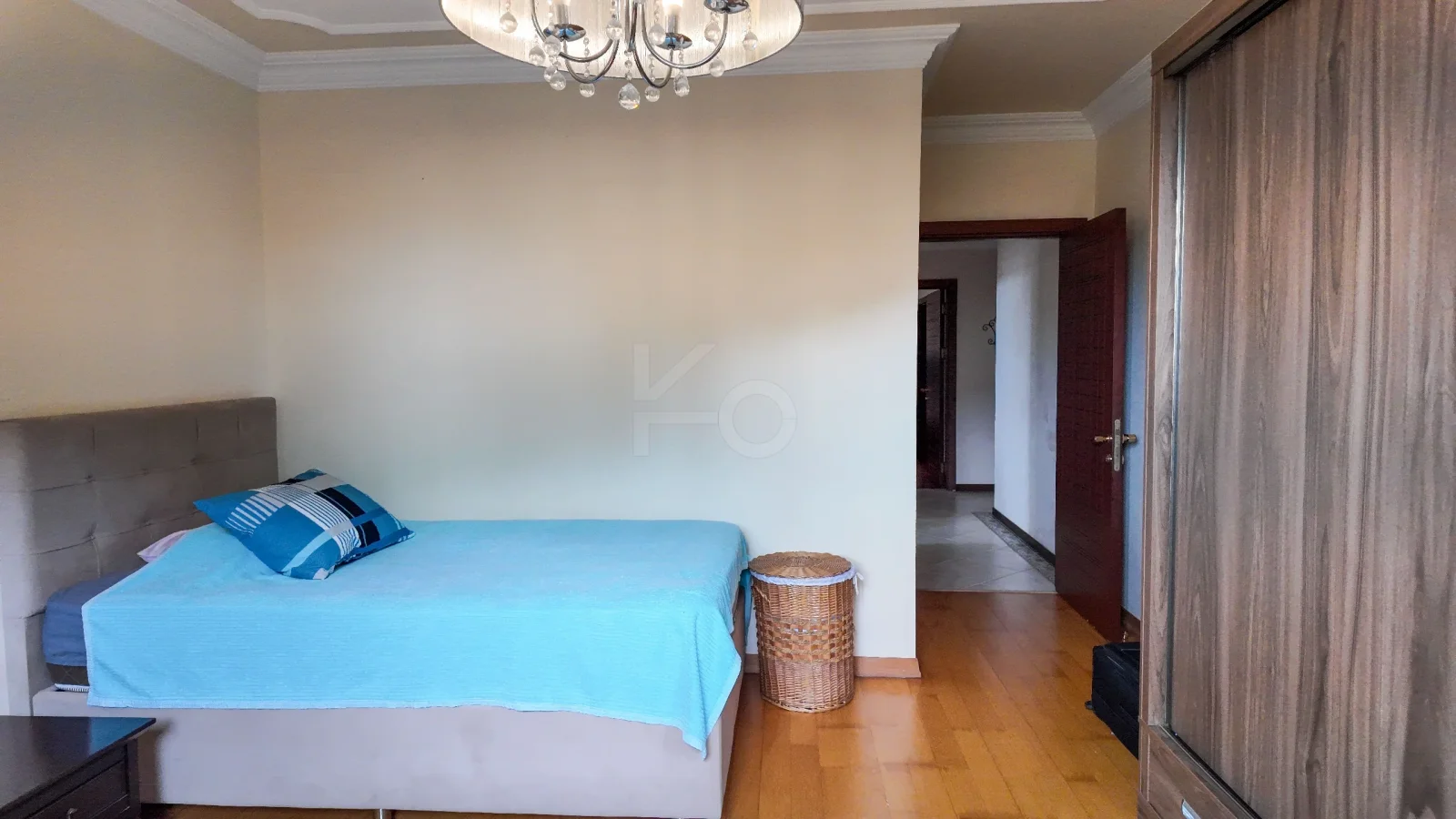 Sarıyer Zekeriyaköy'de Prestijli Sitede 4+1 Satılık Daire