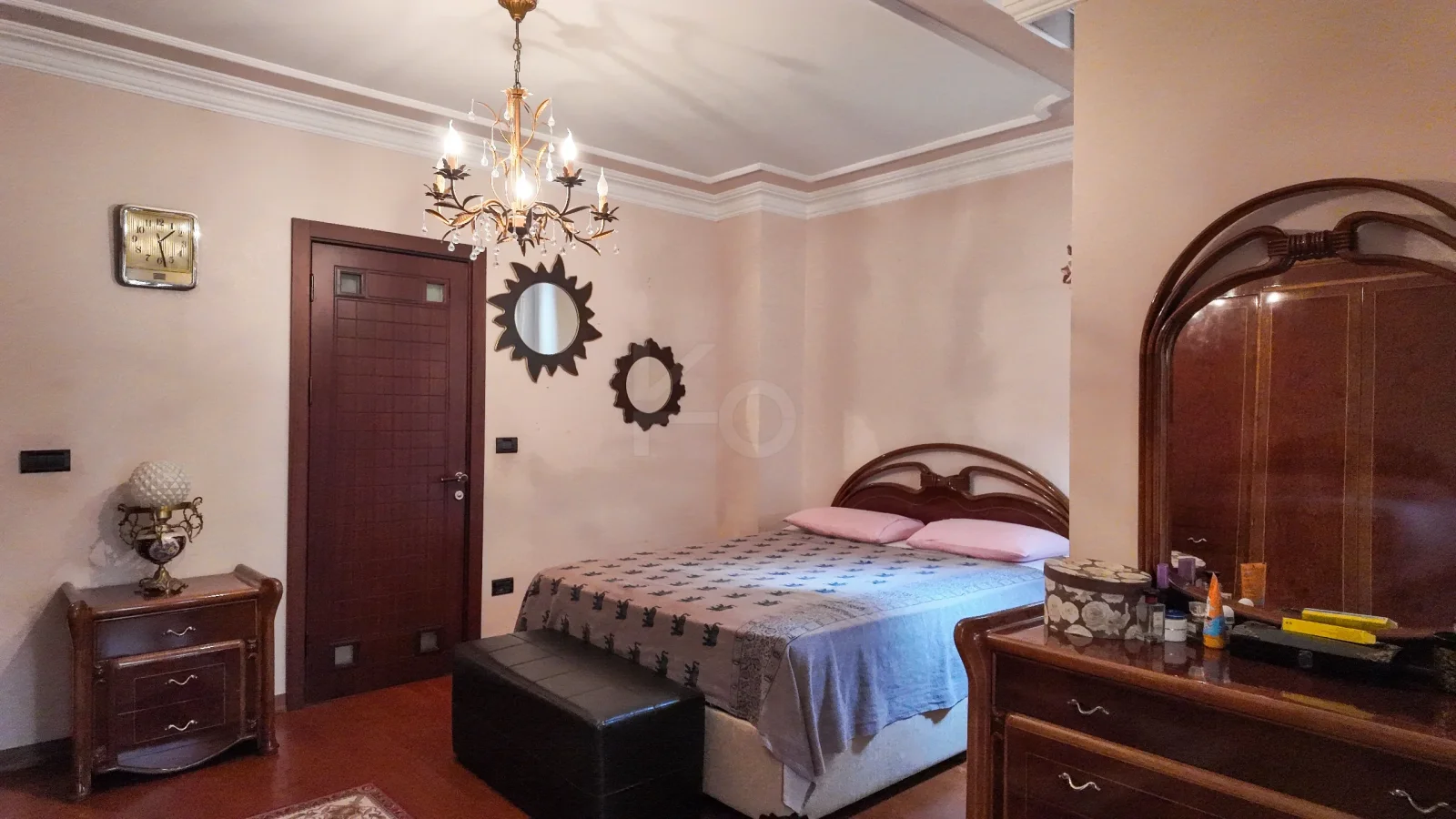 Sarıyer Zekeriyaköy'de Prestijli Sitede 4+1 Satılık Daire