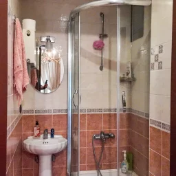 Sarıyer Zekeriyaköy'de Prestijli Sitede 4+1 Satılık Daire