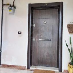Sarıyer Zekeriyaköy'de Prestijli Sitede 4+1 Satılık Daire