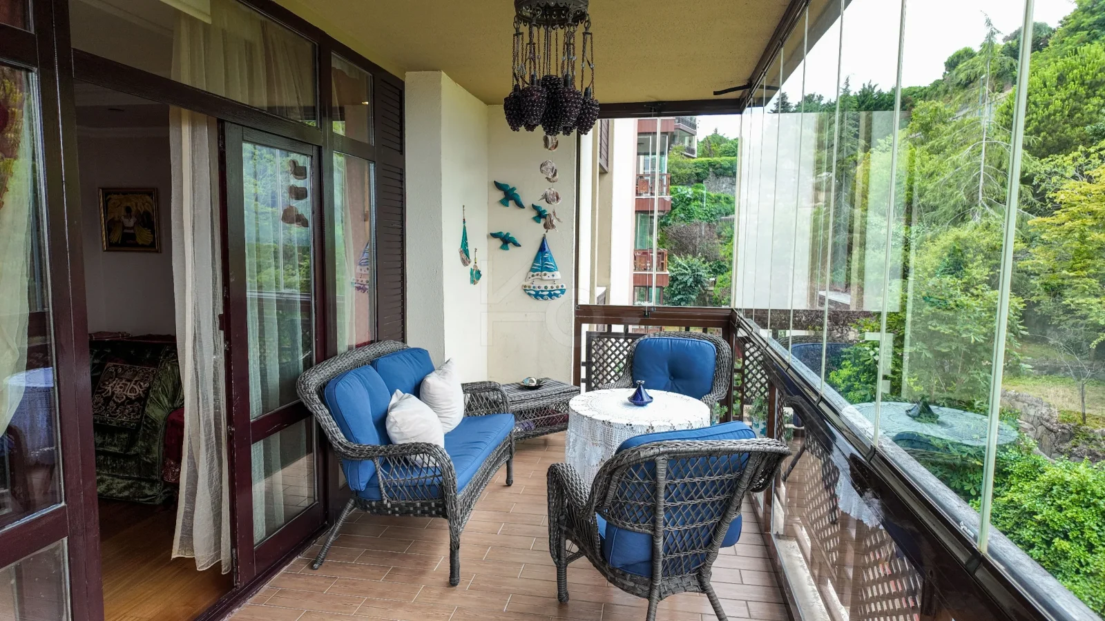 Sarıyer Zekeriyaköy'de Prestijli Sitede 4+1 Satılık Daire