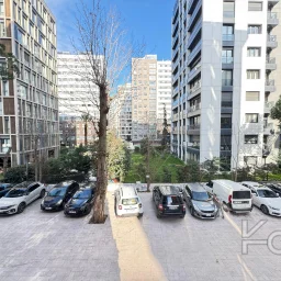 Academy Göztepe Bağdat Caddesi̇ne 10dk 80m2 Net 2 Oda 1 Salon Sifir Bi̇na