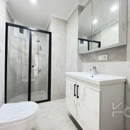 Academy Göztepe Bağdat Caddesi̇ne 10dk 80m2 Net 2 Oda 1 Salon Sifir Bi̇na
