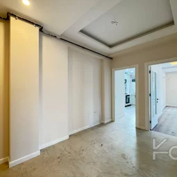 Academy Göztepe Bağdat Caddesi̇ne 10dk 80m2 Net 2 Oda 1 Salon Sifir Bi̇na
