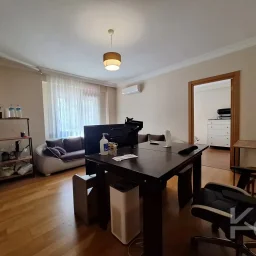 Laci̇vertcadde Göztepe Bağdat Cd.yakini̇ 55m² Net 1+1