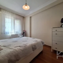 Laci̇vertcadde Göztepe Bağdat Cd.yakini̇ 55m² Net 1+1