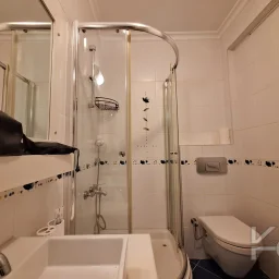 Laci̇vertcadde Göztepe Bağdat Cd.yakini̇ 55m² Net 1+1