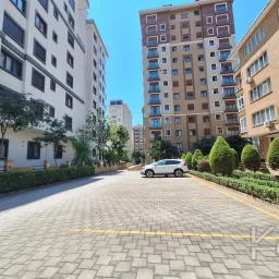 Laci̇vertcadde Göztepe Bağdat Cd.yakini̇ 55m² Net 1+1