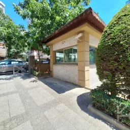 Laci̇vertcadde Göztepe Bağdat Cd.yakini̇ 55m² Net 1+1