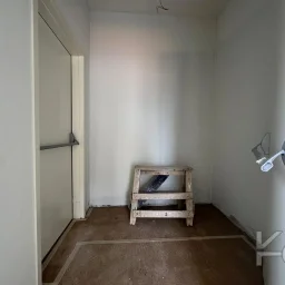 Laci̇vertcadde  Göztepe'de Yasal Ebeveyn'li Balkonlu 115m² 3+1