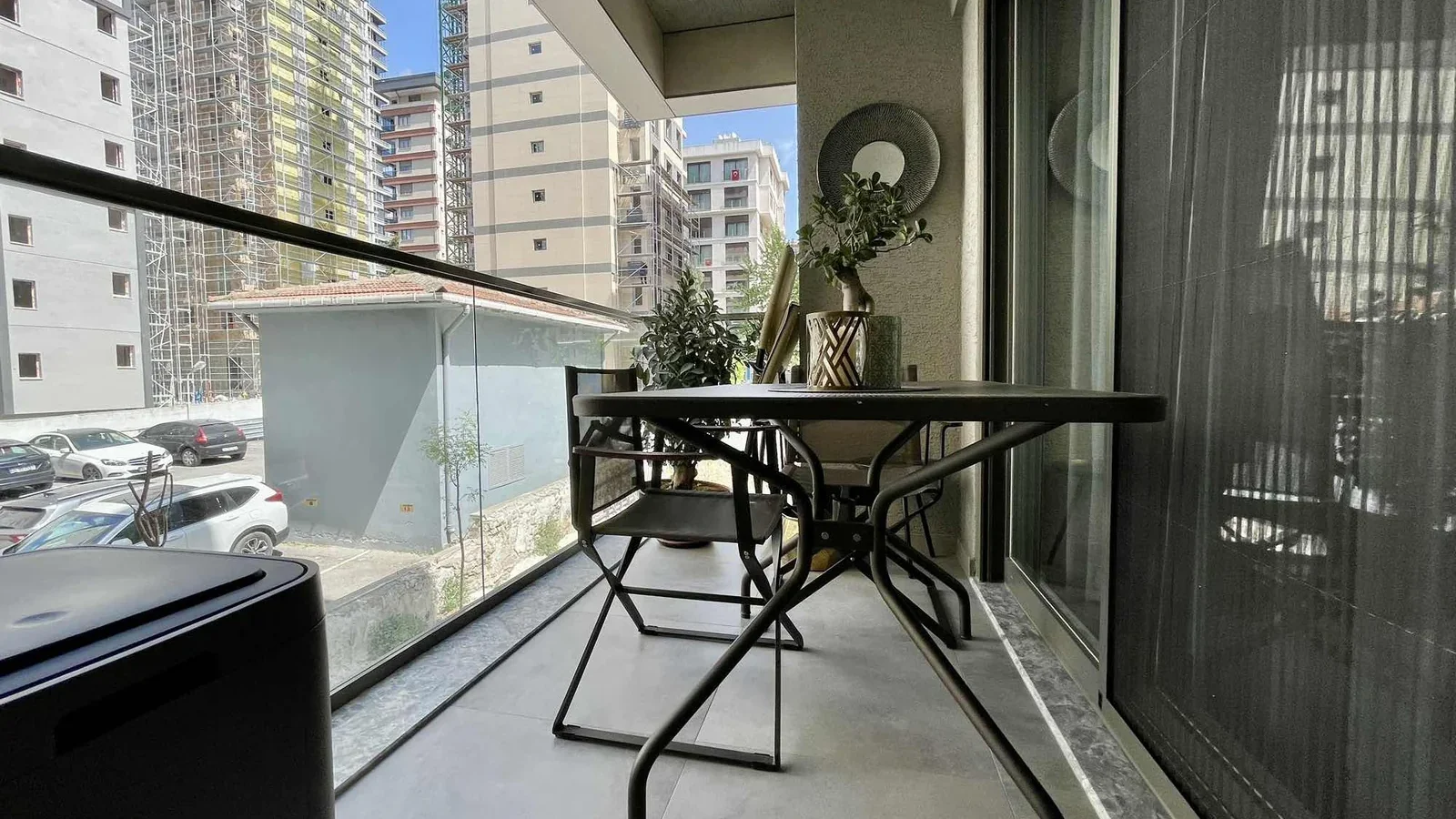 Sağlam'dan Caddebostan Hamam Sokak Katta Tek 116m2 Net Satılık