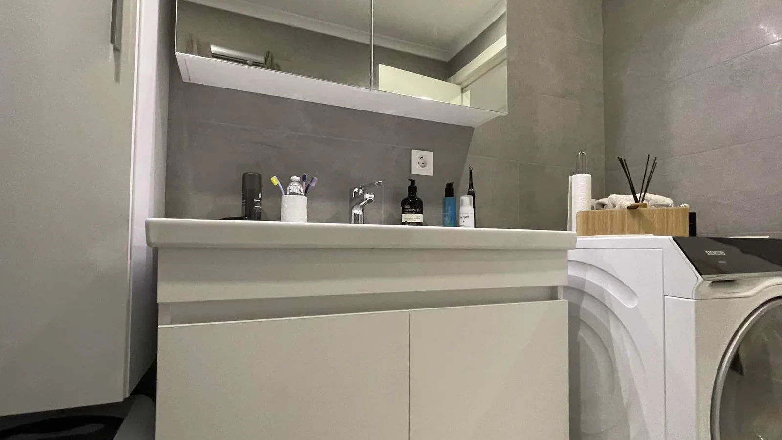 Sağlam'dan Caddebostan Hamam Sokak Katta Tek 116m2 Net Satılık