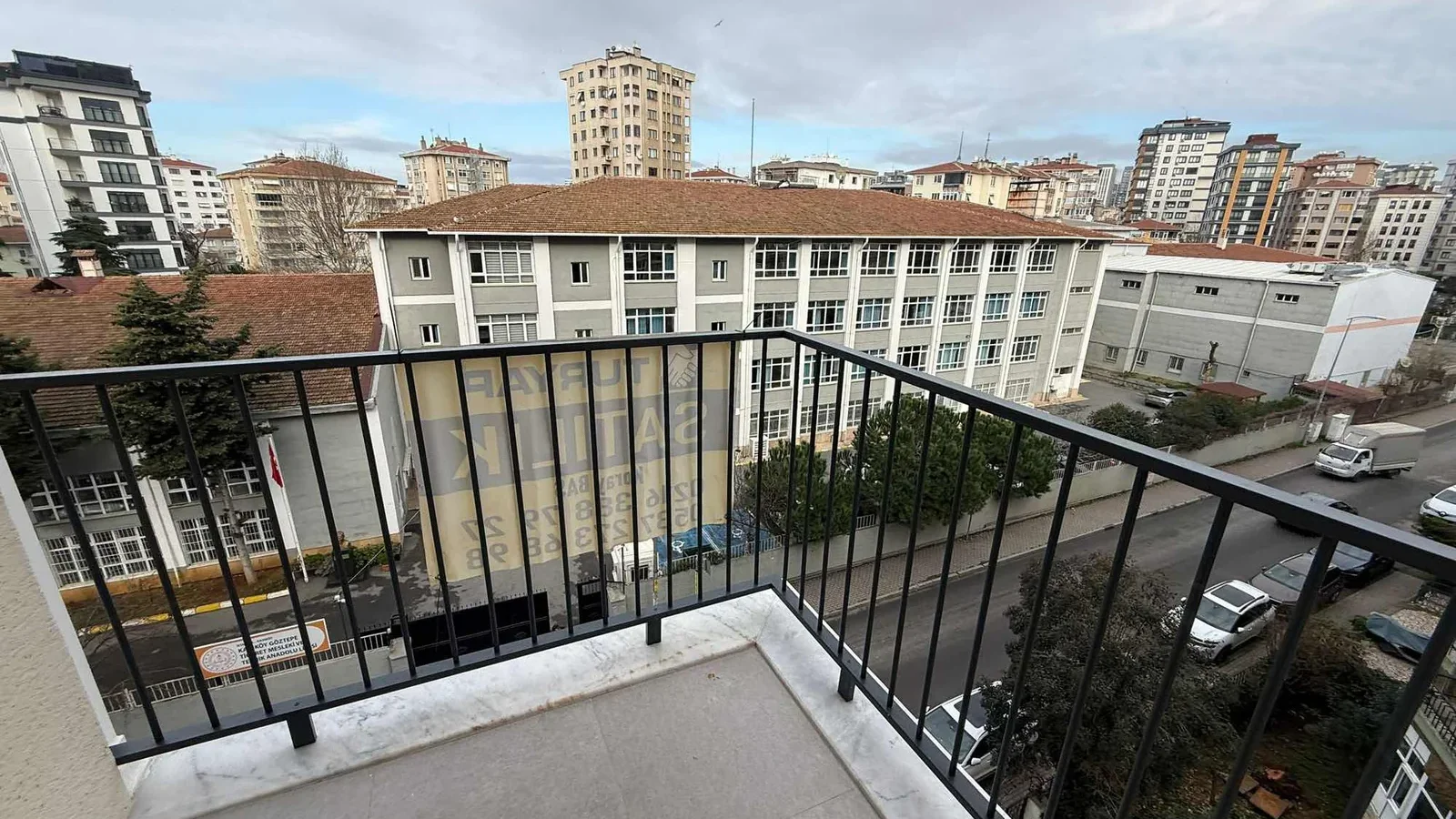 Sağlam'dan Göztepe'de Özgürlük Parkı Yakını 2+1 75m2 Satılık!!!!