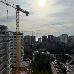 Laci̇vertcadde Caddebostan Bağdat Cd. Paraleli̇ 115 M² Net 3+1