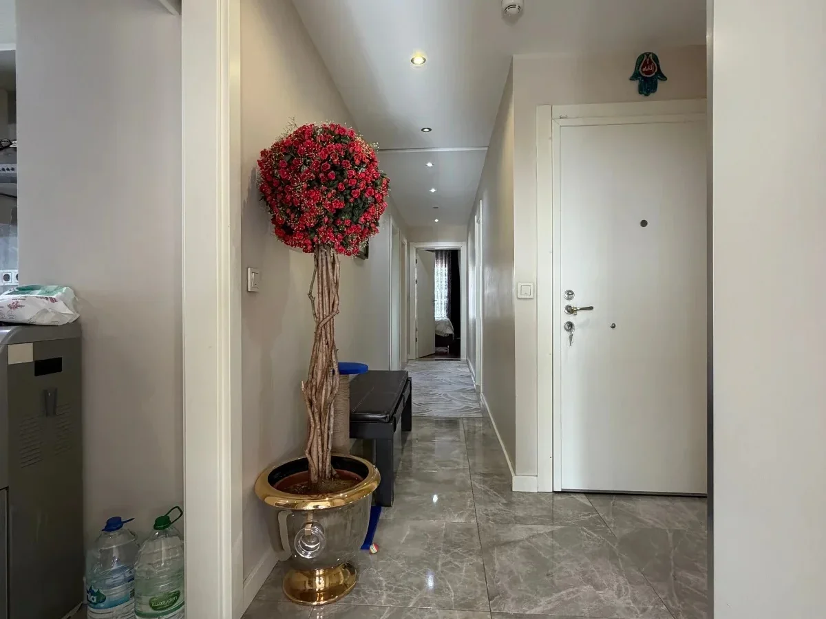 Laci̇vertcadde Caddebostan Bağdat Cd. Paraleli̇ 115 M² Net 3+1