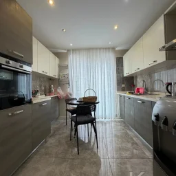 Laci̇vertcadde Caddebostan Bağdat Cd. Paraleli̇ 115 M² Net 3+1