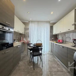 Laci̇vertcadde Caddebostan Bağdat Cd. Paraleli̇ 115 M² Net 3+1