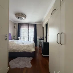 Laci̇vertcadde Caddebostan Bağdat Cd. Paraleli̇ 115 M² Net 3+1
