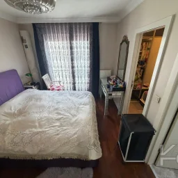 Laci̇vertcadde Caddebostan Bağdat Cd. Paraleli̇ 115 M² Net 3+1