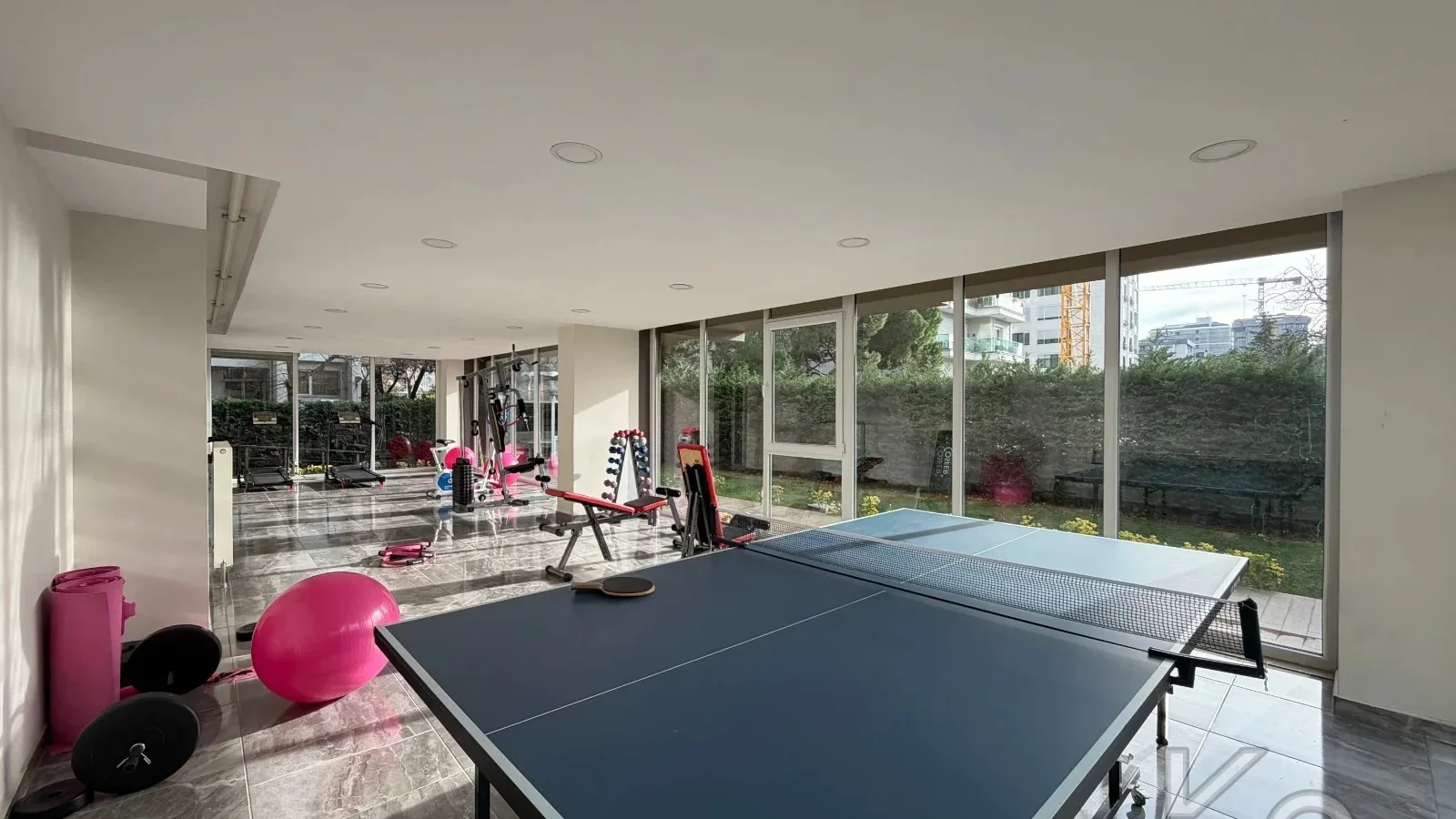 Laci̇vertcadde Caddebostan Bağdat Cd. Paraleli̇ 115 M² Net 3+1