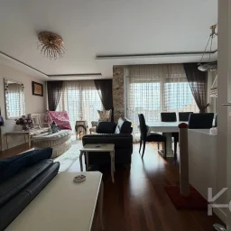 Laci̇vertcadde Caddebostan Bağdat Cd. Paraleli̇ 115 M² Net 3+1