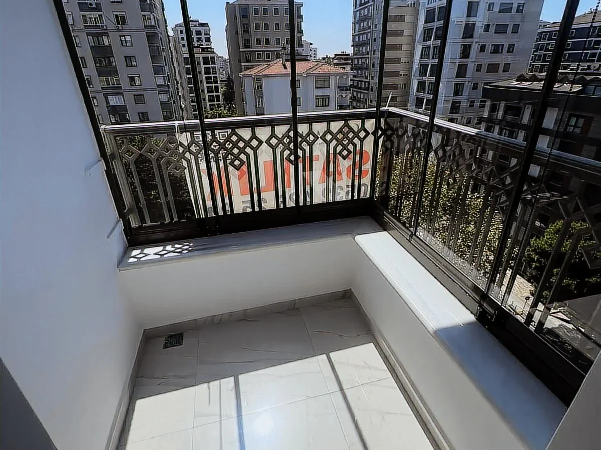Mutluol Proje'den Bostancı'da Çok Merkezi Sıfır 4+1 Ferah Daire