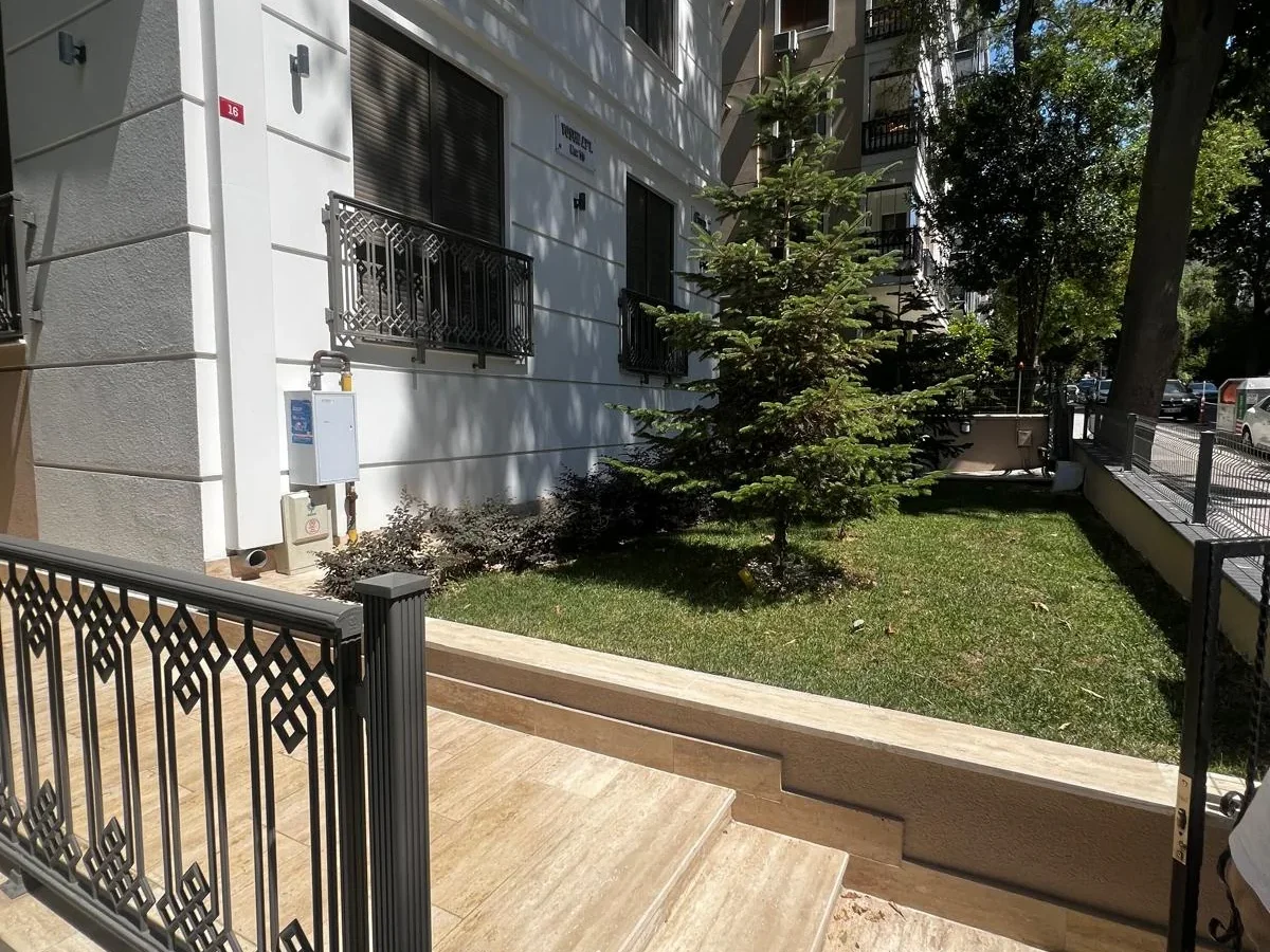 Mutluol Proje'den Bostancı'da Çok Merkezi Sıfır 4+1 Ferah Daire