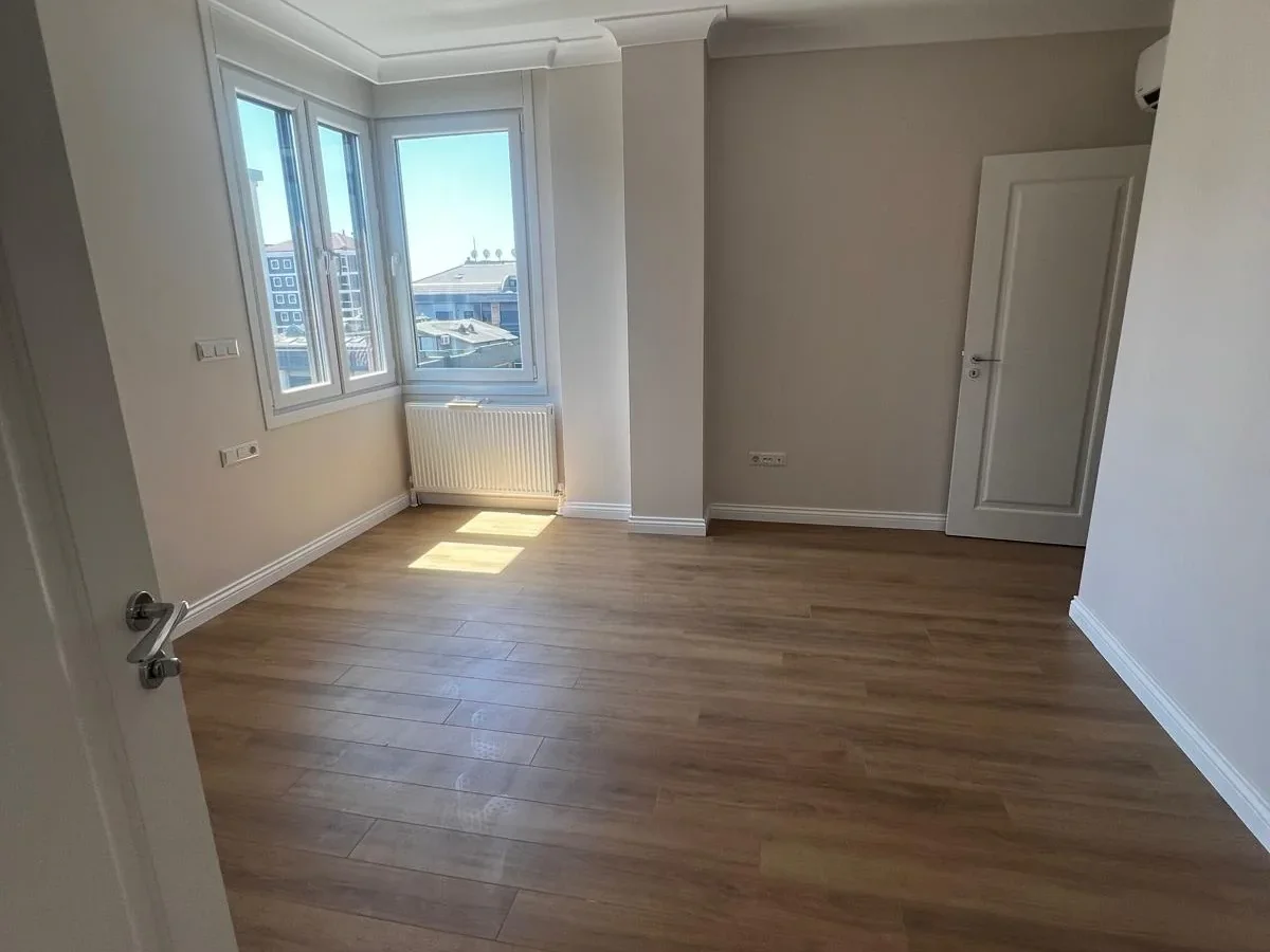 Mutluol Proje'den Bostancı'da Çok Merkezi Sıfır 4+1 Ferah Daire